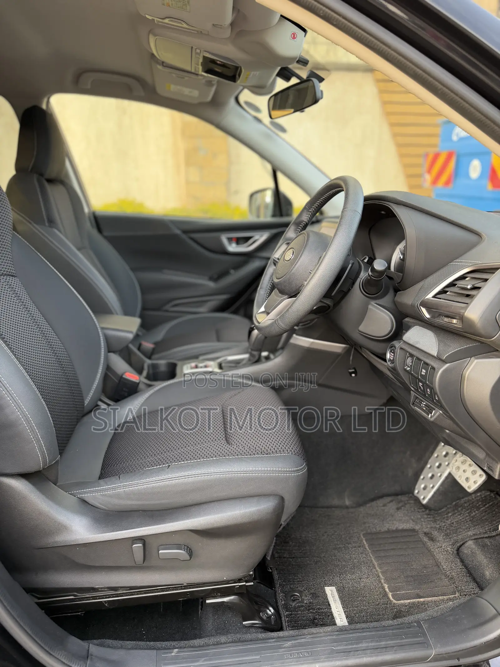 Subaru Forester Premium AWD 2019 Black