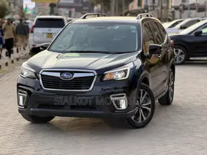 Subaru Forester Premium AWD 2019 Black