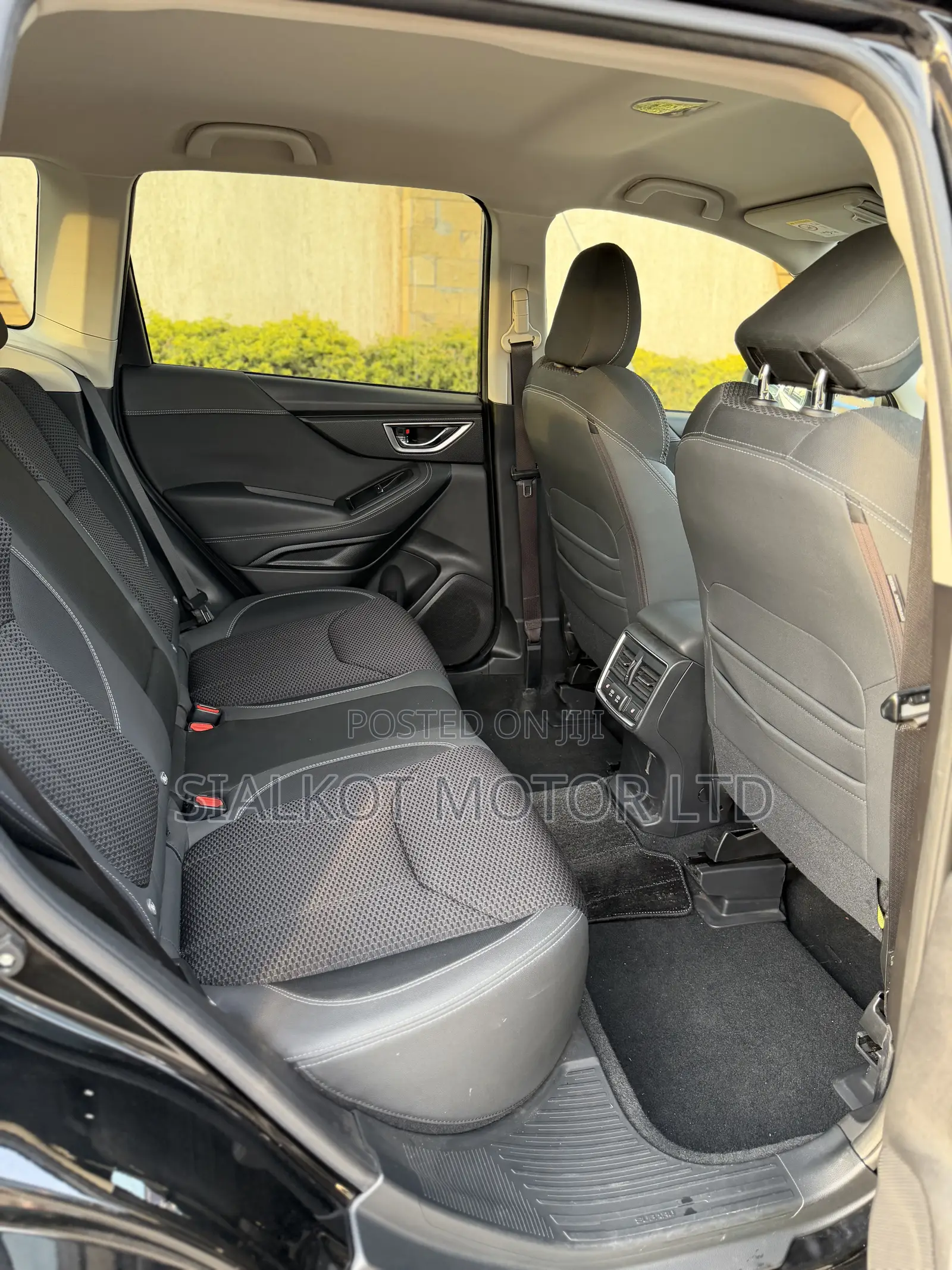 Subaru Forester Premium AWD 2019 Black