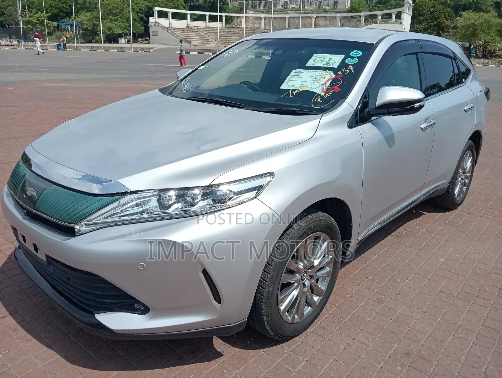 Toyota Harrier 2.0 2018 Silver