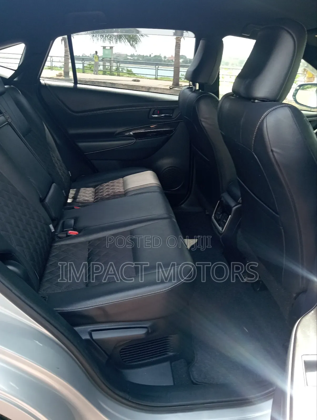 Toyota Harrier 2.0 2018 Silver