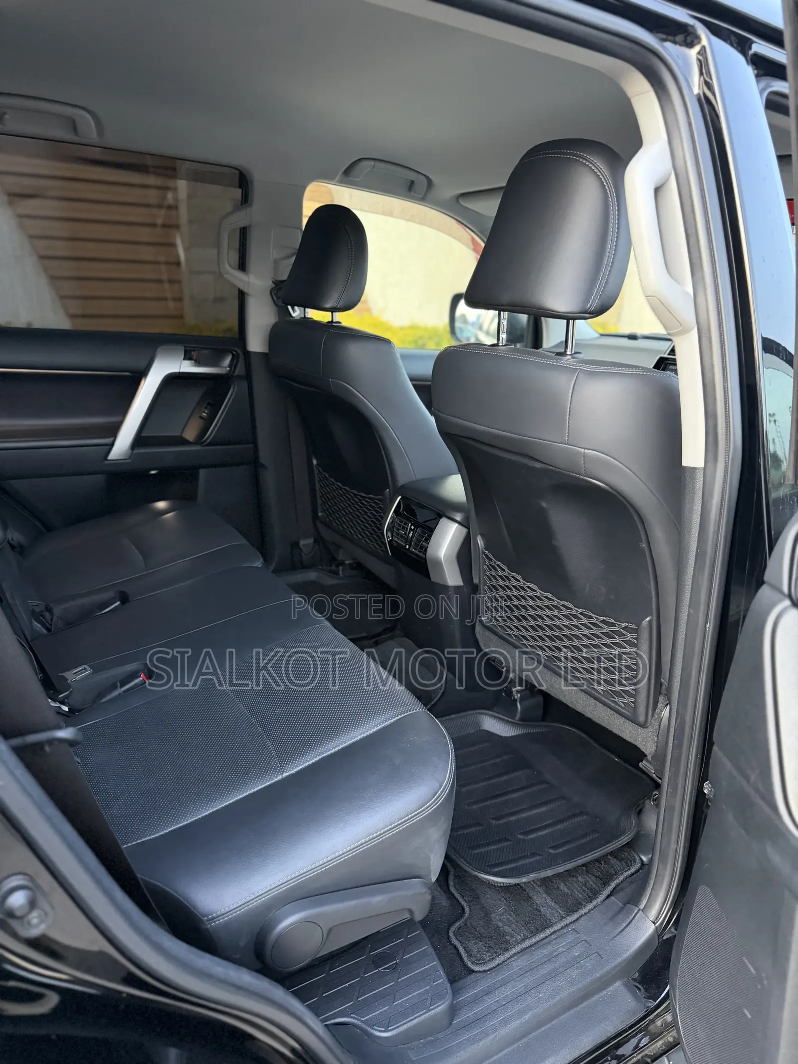 Toyota Land Cruiser Prado 2.7 2019 Black