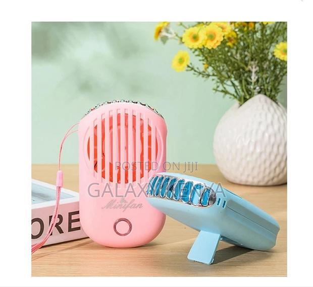 Beauty Eyelash Fan - thumbnail 4