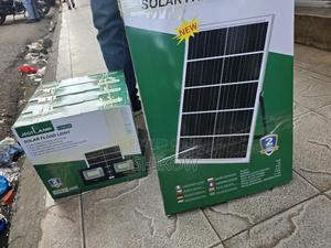 300w Solar Floodlight 2in1 - main view