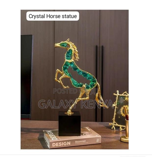 Luxury Modern Crystal Horse Statue Sculpture - main view