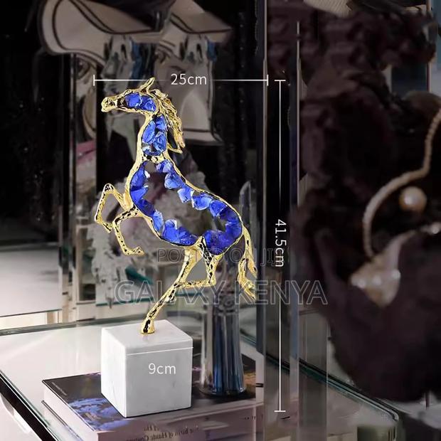 Luxury Modern Crystal Horse Statue Sculpture - thumbnail 2