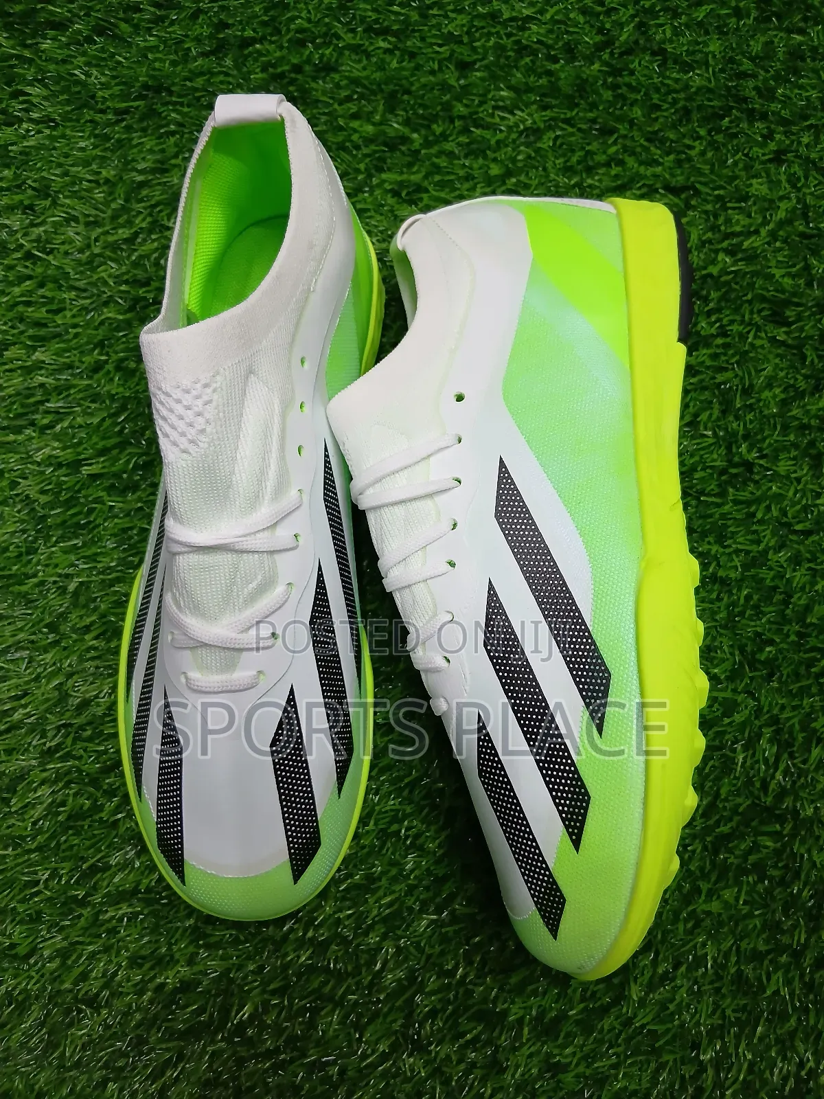 Crazyfast Budget Astro Soccer Trainers Ag Turf