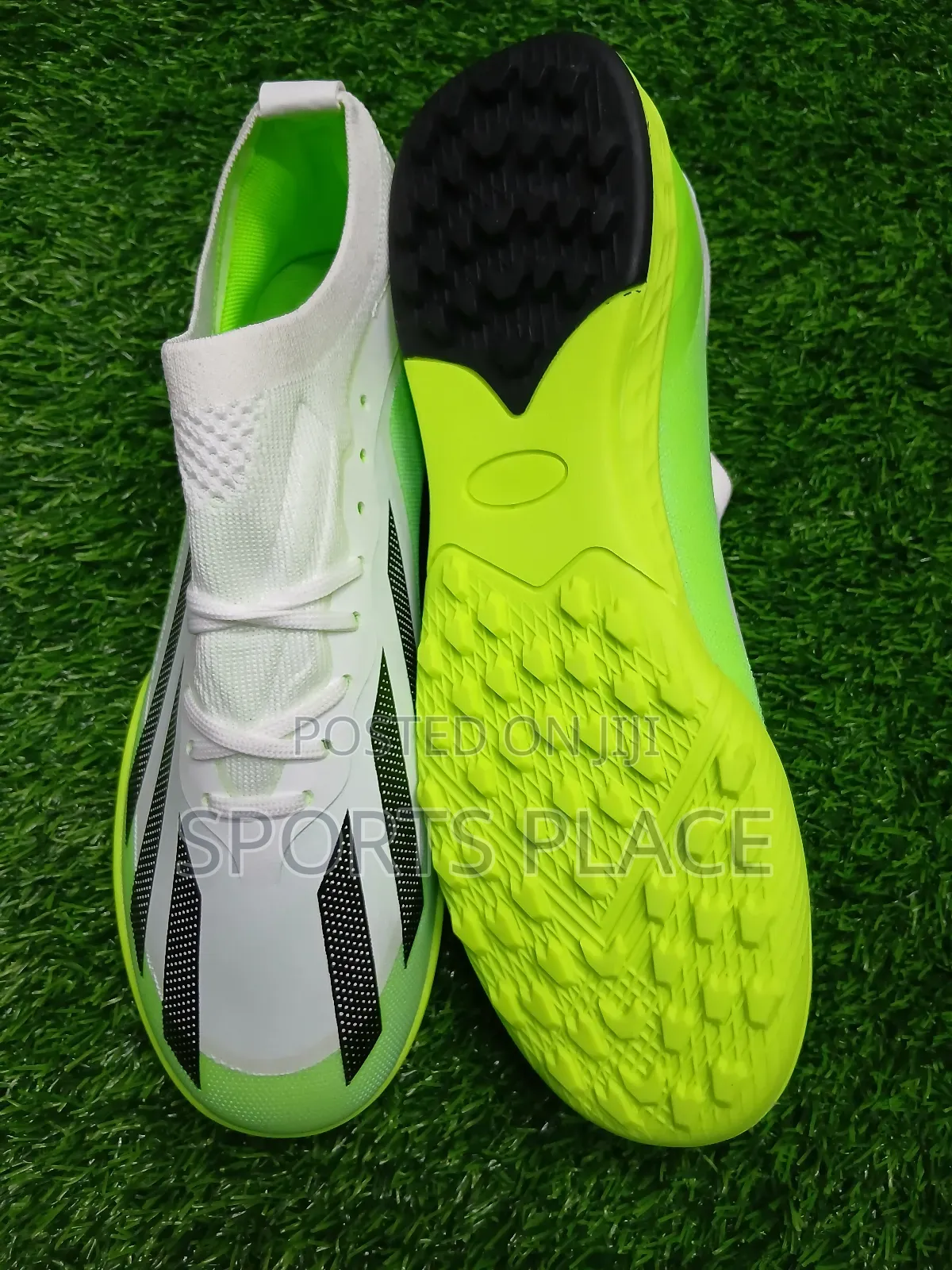 Crazyfast Budget Astro Soccer Trainers Ag Turf