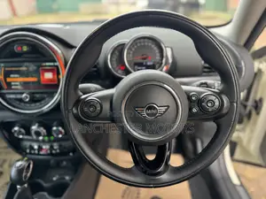 Mini Clubman 2019 Beige