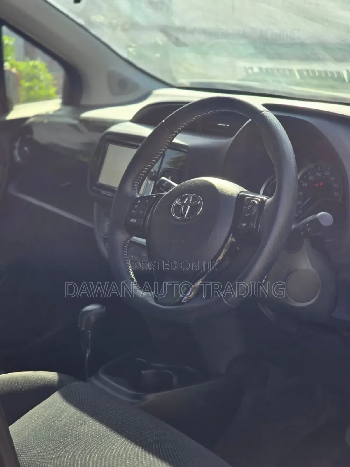 Toyota Vitz 1.5 FWD 5dr 2019 Orange