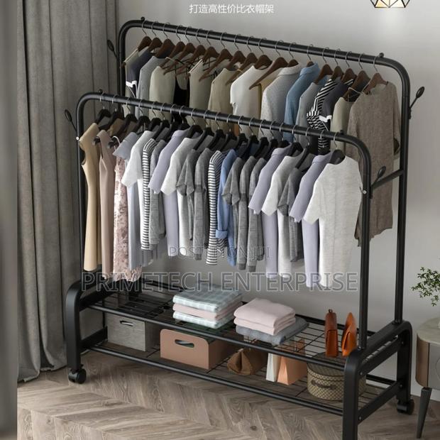 Nordic Cloth Hanger - thumbnail 2