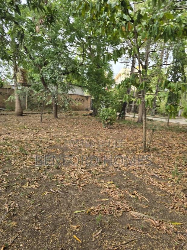 0.6 Prime Plot on Sale Nyali Beach Road. - thumbnail 7