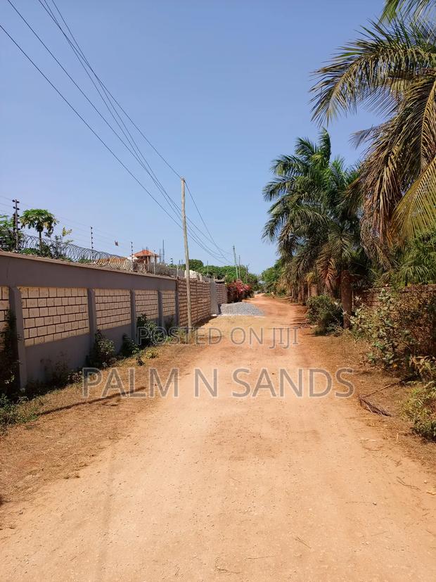 One Acre in Villa Mandhari/Manyatta Area in Diani on Sale! - thumbnail 7
