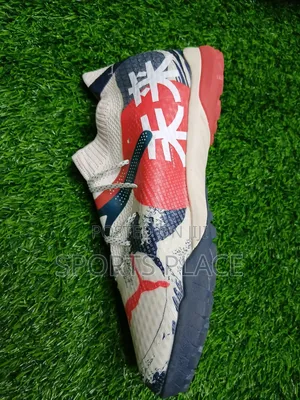 Tsunami Wave Puma Football Trainers Boots