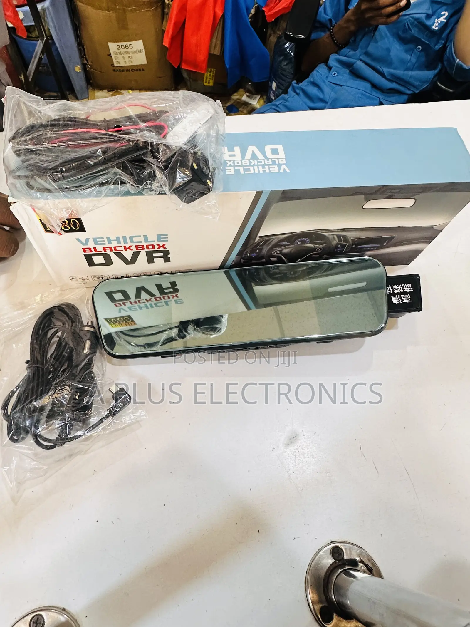 702 2 Way Rear Mirror Dash Camera 5 Inch Screen With Front Rear -Hd