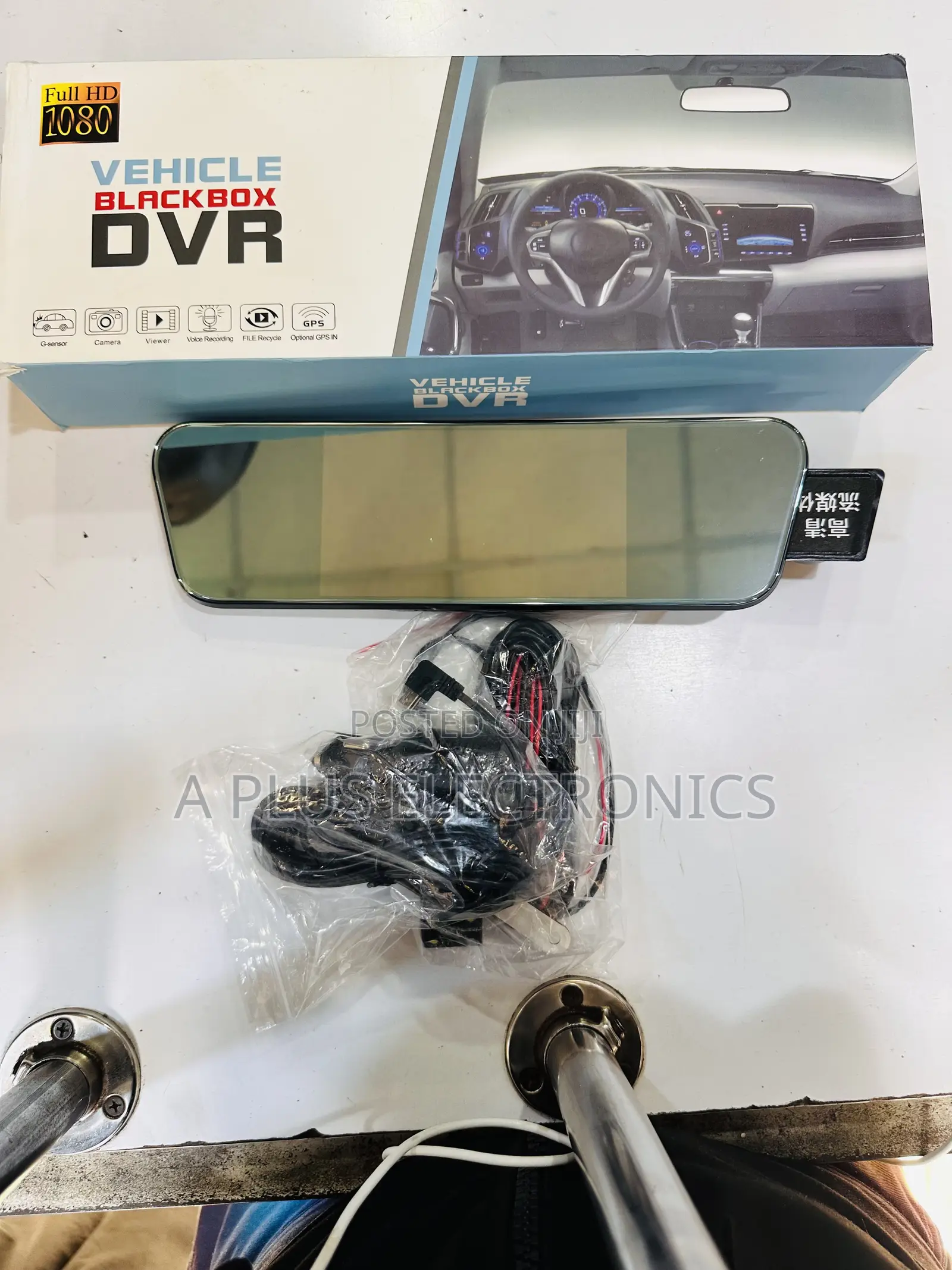 702 2 Way Rear Mirror Dash Camera 5 Inch Screen Wide Angle