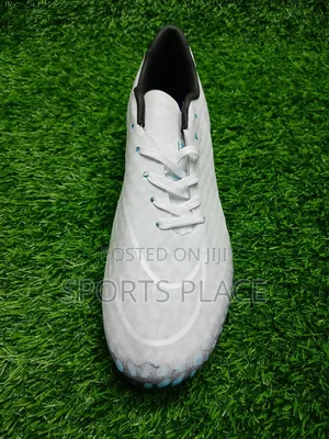 Hypervenom Transform Fg Soccer Cleats