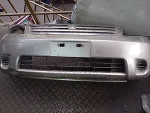 Raum 2006 Front Bumper