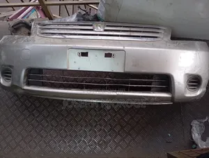 Raum 2006 Front Bumper