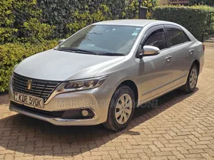 Toyota Premio 2017 Silver
