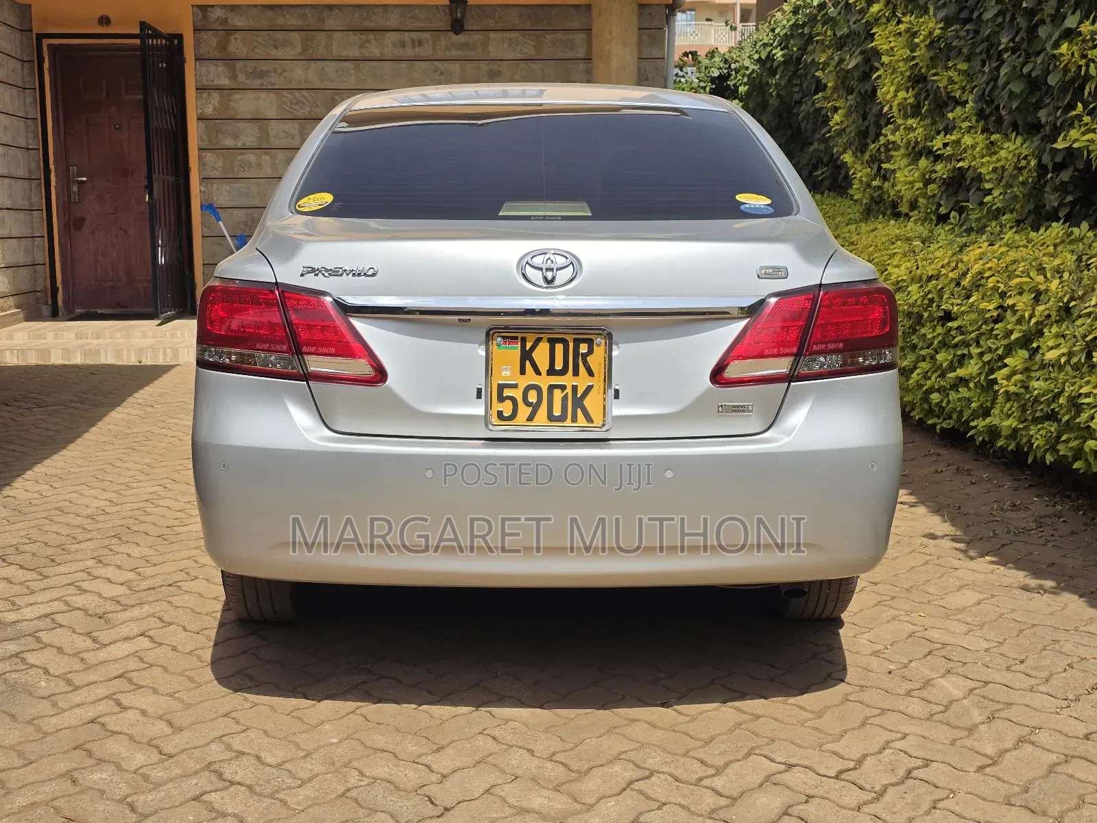 Toyota Premio 2017 Silver