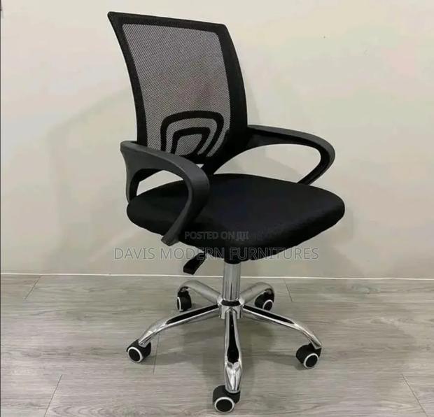 Clerical Mesh Office Chair
