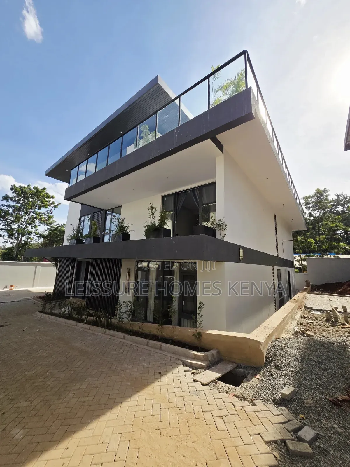 5bdrm Villa in Lavington for sale