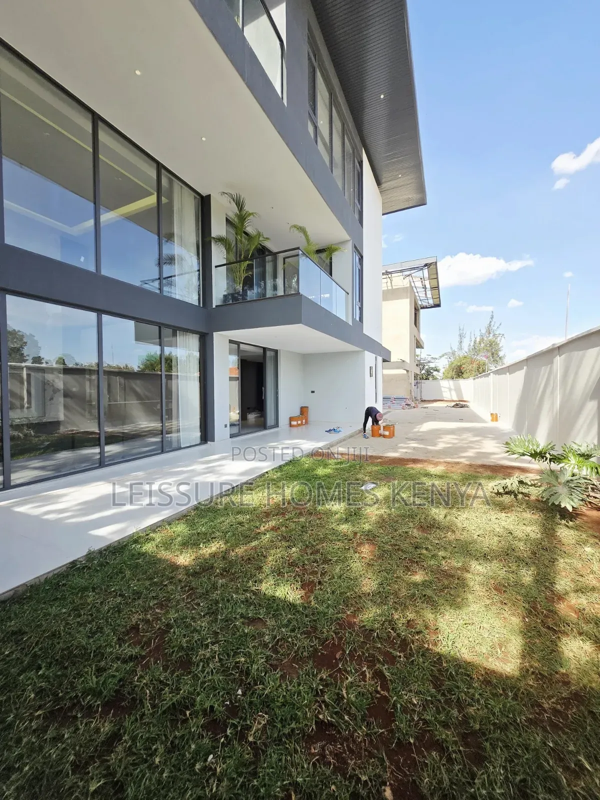5bdrm Villa in Lavington for sale