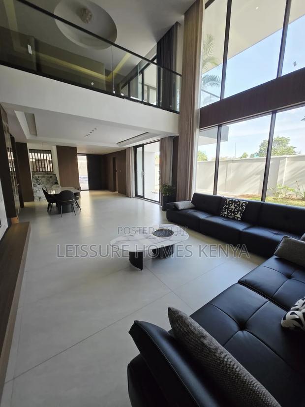 5bdrm Villa in Lavington for sale - thumbnail 12