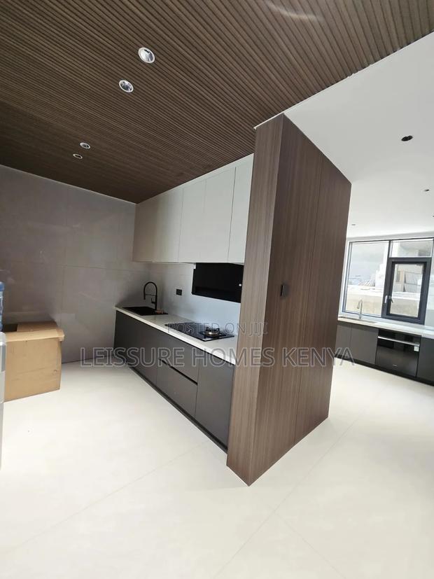 5bdrm Villa in Lavington for sale - thumbnail 16