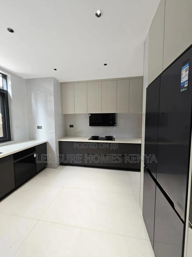 5bdrm Villa in Lavington for sale - thumbnail 17