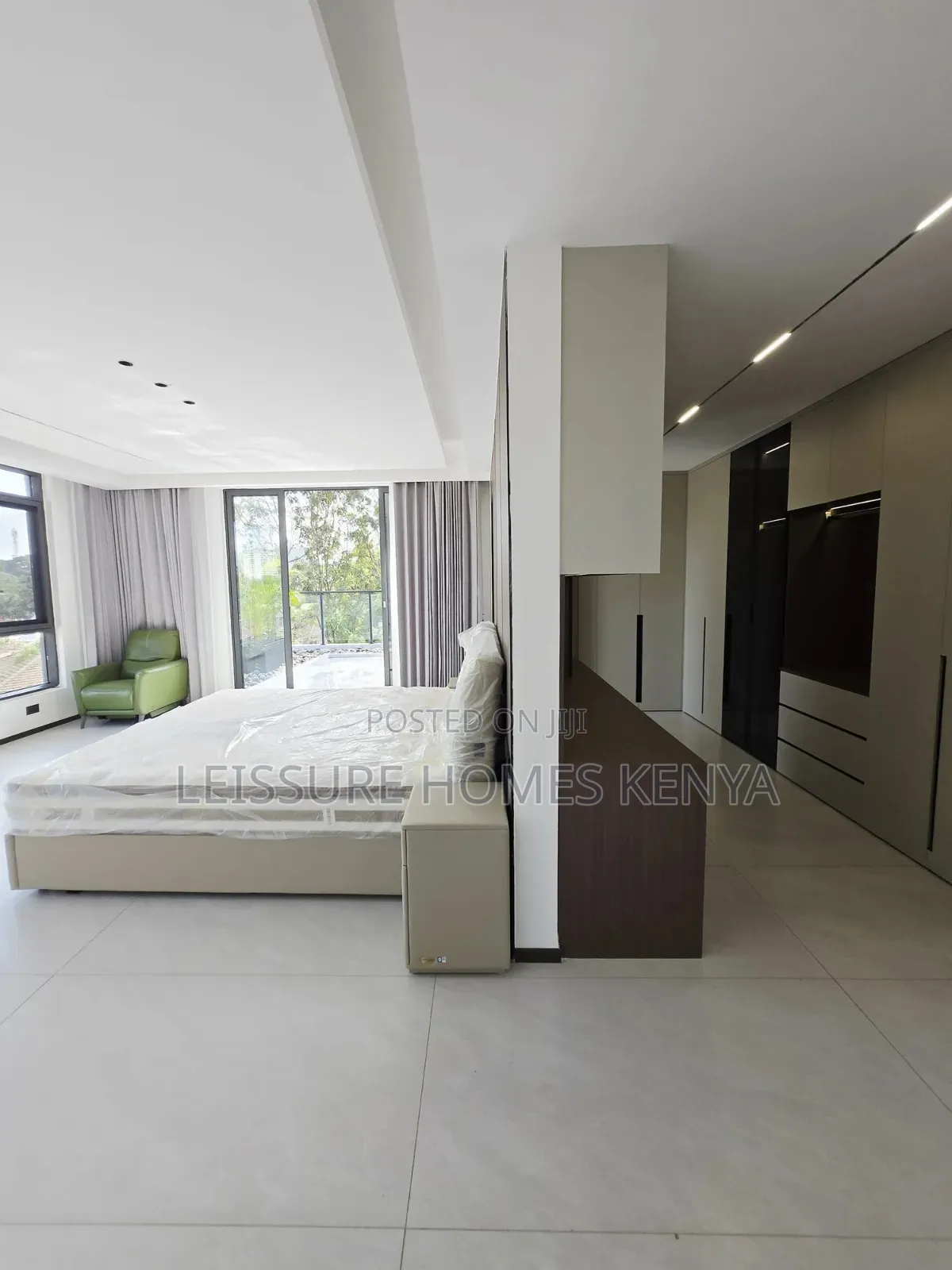 5bdrm Villa in Lavington for sale