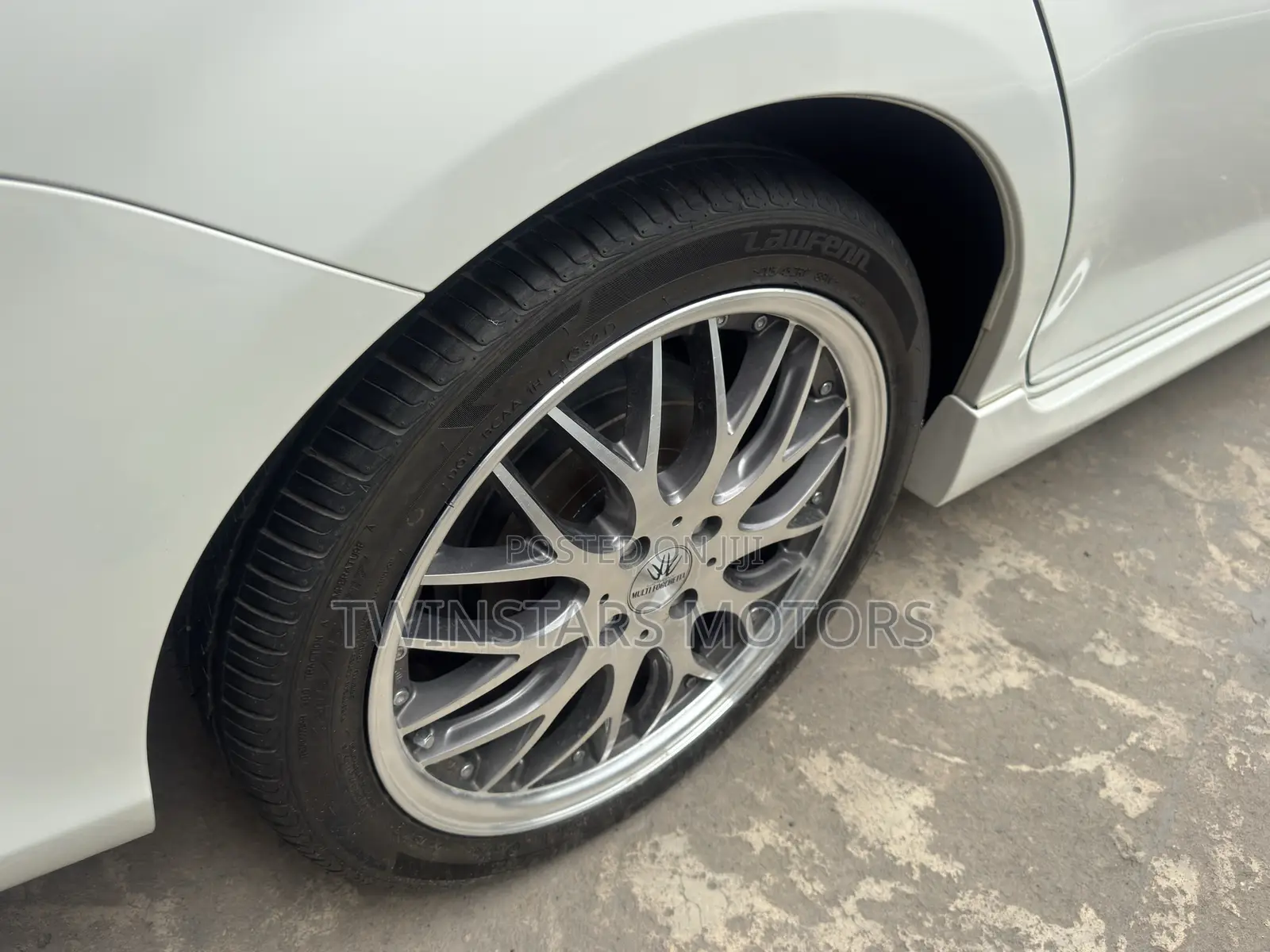 Toyota Corolla Fielder 1.5 Hybrid FWD 2019 White