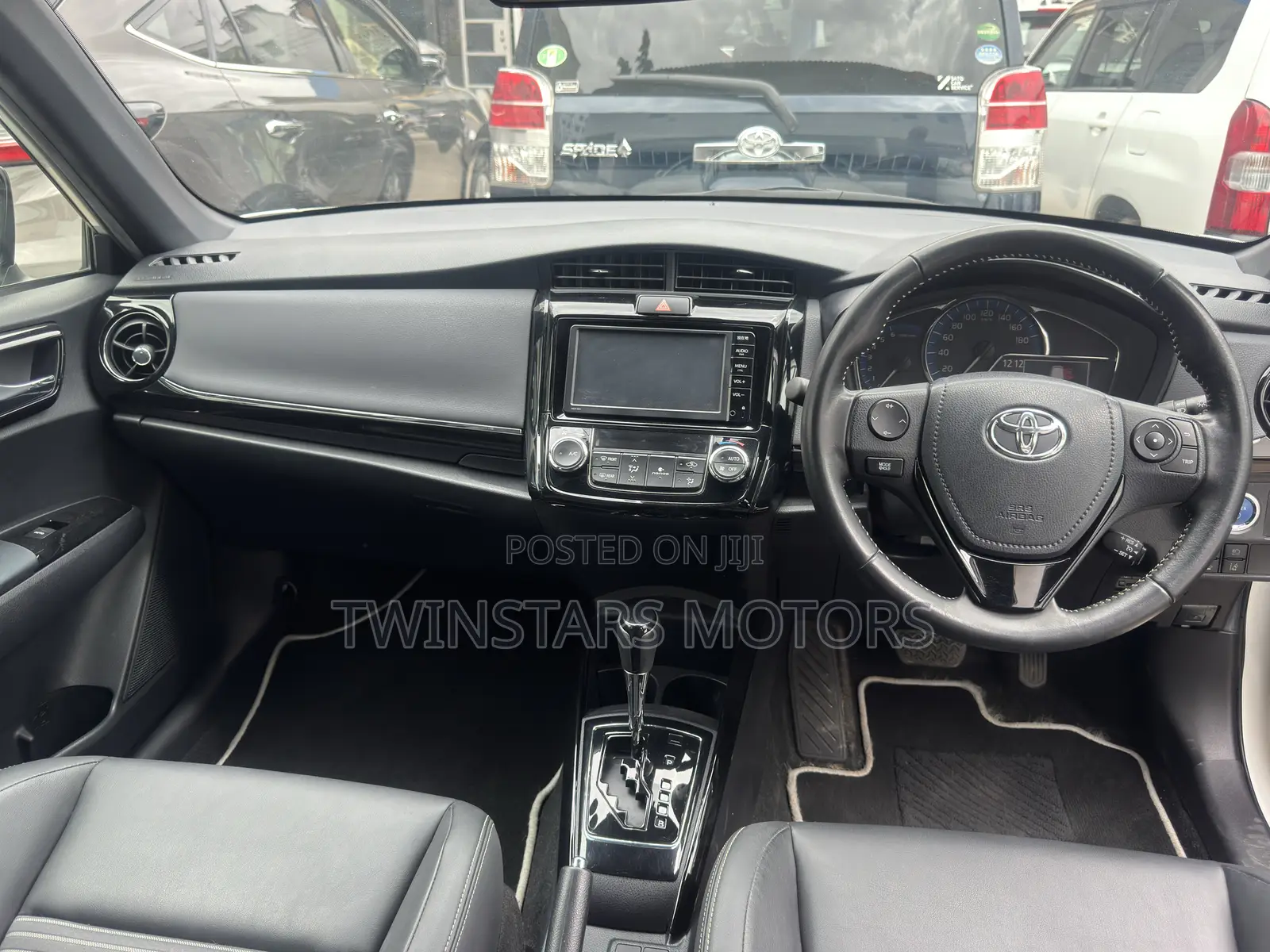 Toyota Corolla Fielder 1.5 Hybrid FWD 2019 White