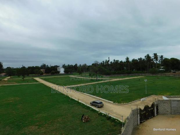 50/100 Square Feets Prime Plots on Isle Mtwapa - thumbnail 3