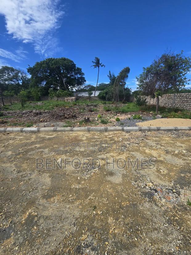 Quarter Acre Piece of Land on Sale Shanzu Near Kilua Resort. - thumbnail 2