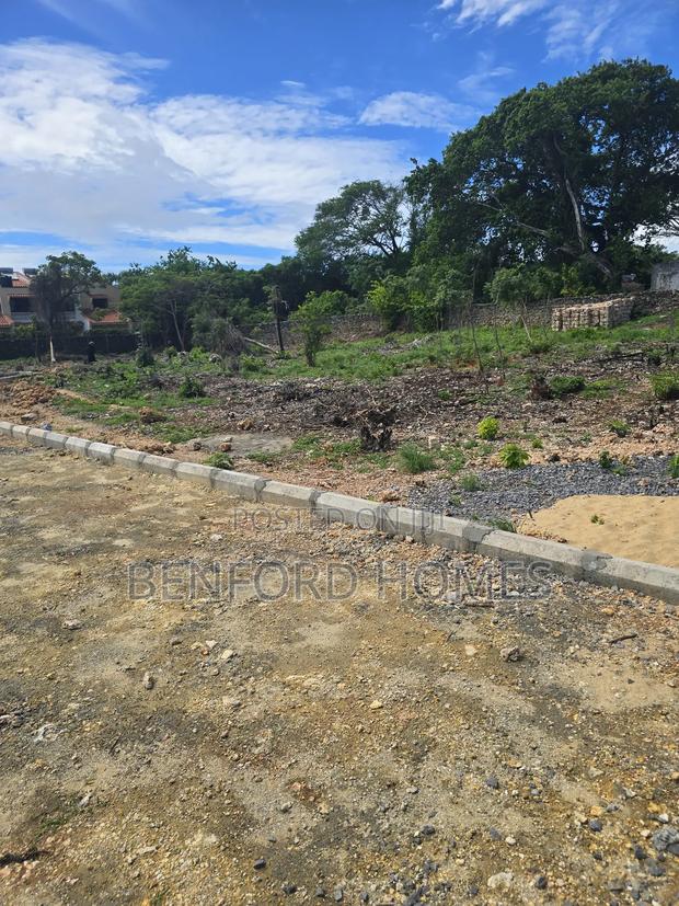 Quarter Acre Piece of Land on Sale Shanzu Near Kilua Resort. - thumbnail 3
