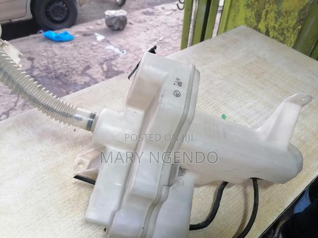 Washer Bottle for Harrier New Model - thumbnail 2