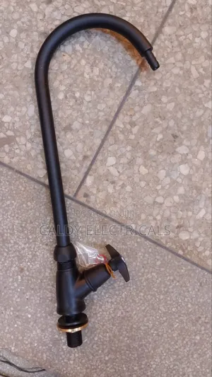 Black Finish Long-Neck Laboratory Water Tap