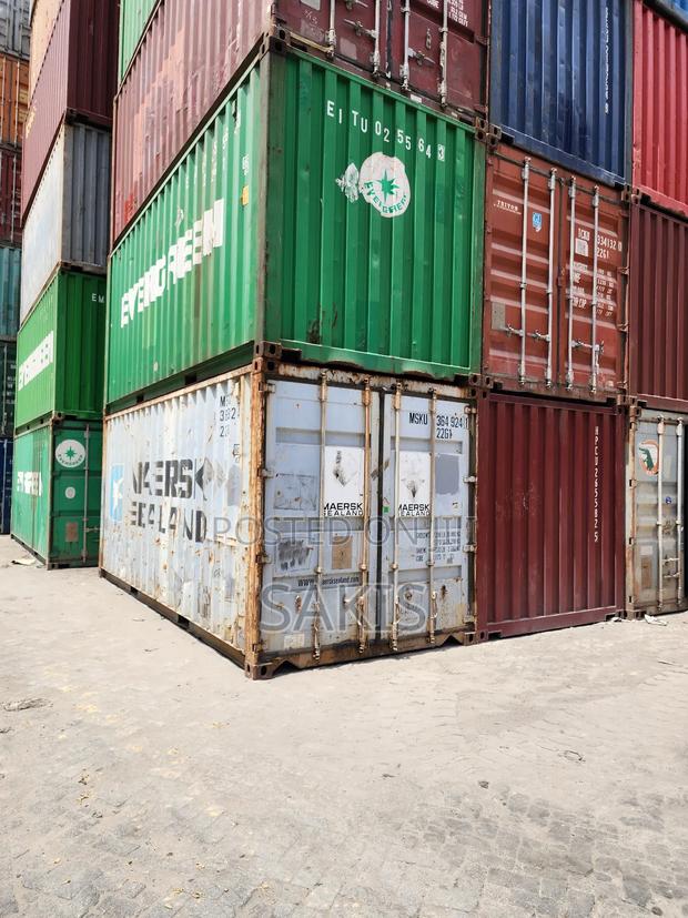 Sending Up Containers Shop? Get 20ft Containers From Us Today! - main view