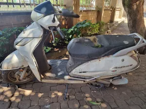 TVS XL 100 2012 White