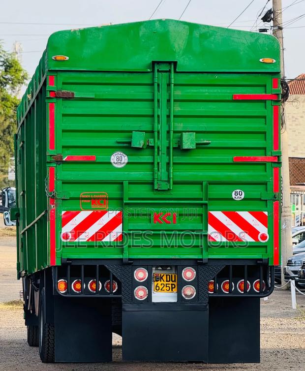 2025 Isuzu Frr90 Blue Power - thumbnail 2