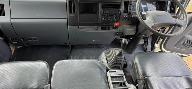 2025 Isuzu Frr90 Blue Power - thumbnail 4