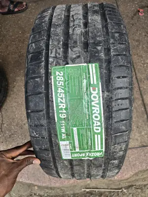 285/45r19 Dovroad Tyre
