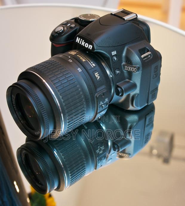 Nikon D3100 - main view