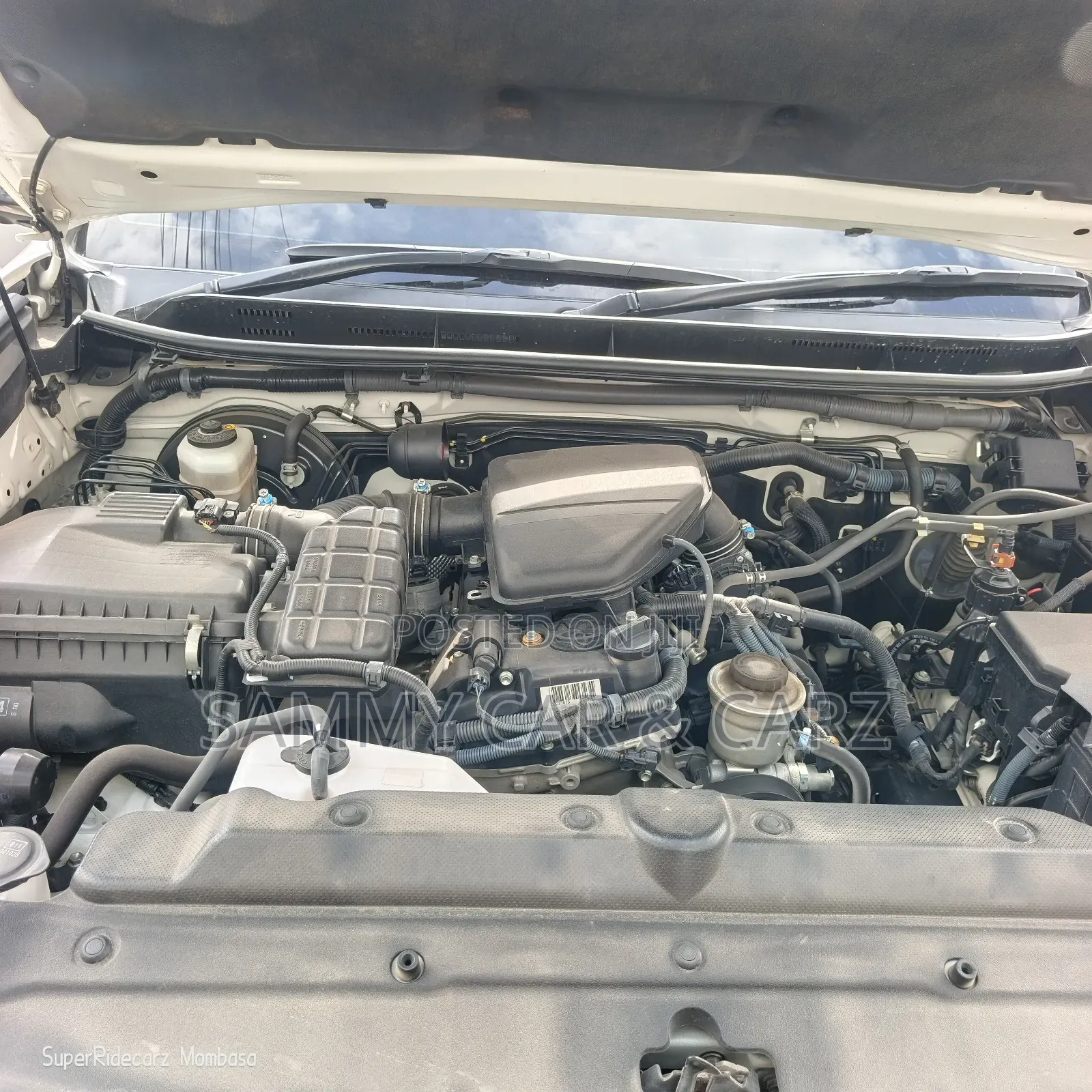 Toyota Land Cruiser Prado 2.7 2017 White