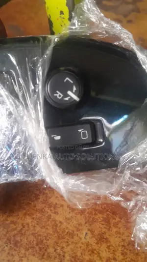 Toyota Revo/Vigo Retract Switch