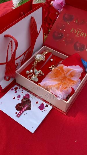 Valentines Ladies Gift Set - thumbnail 2