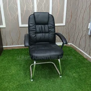 Midback Leatherette Visitors Chair