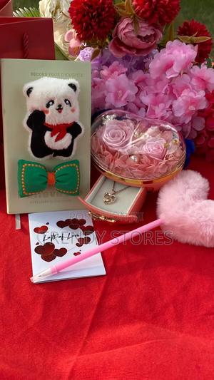 Valentines Ladies Gift Set - thumbnail 2
